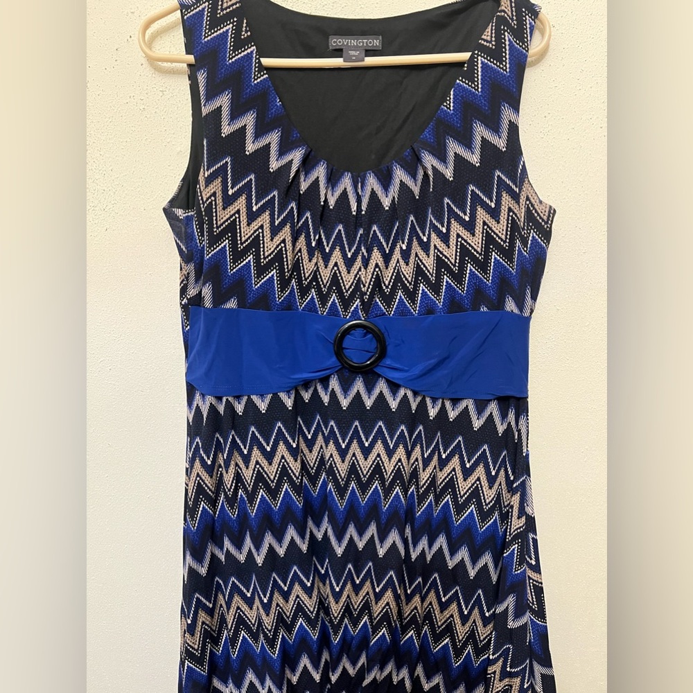 Sleeveless summer dress